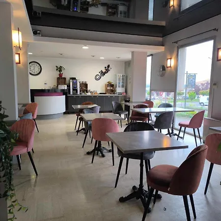 Cit'hotel Saint Jacques 3*