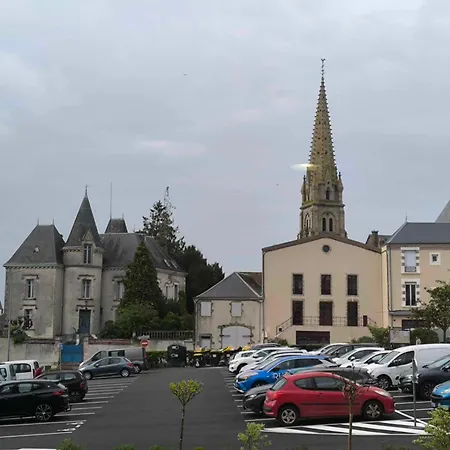Hotell Saint Jacques Parthenay