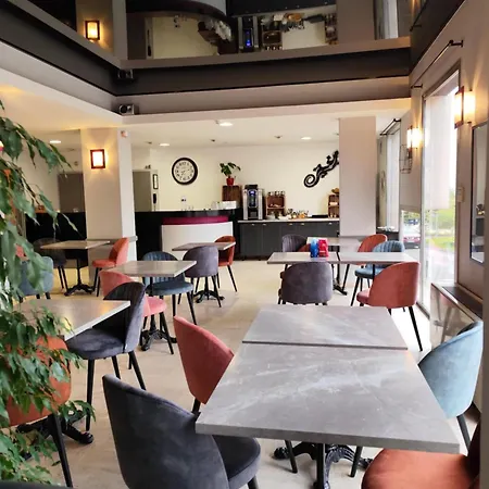 Hotel Saint Jacques Parthenay