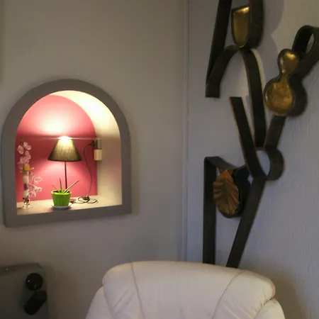 Saint Jacques Hotel 3*