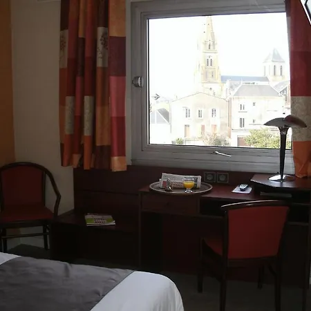 Hotell Saint Jacques 3*