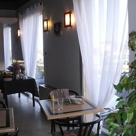 Cit'hotel Saint Jacques 3*