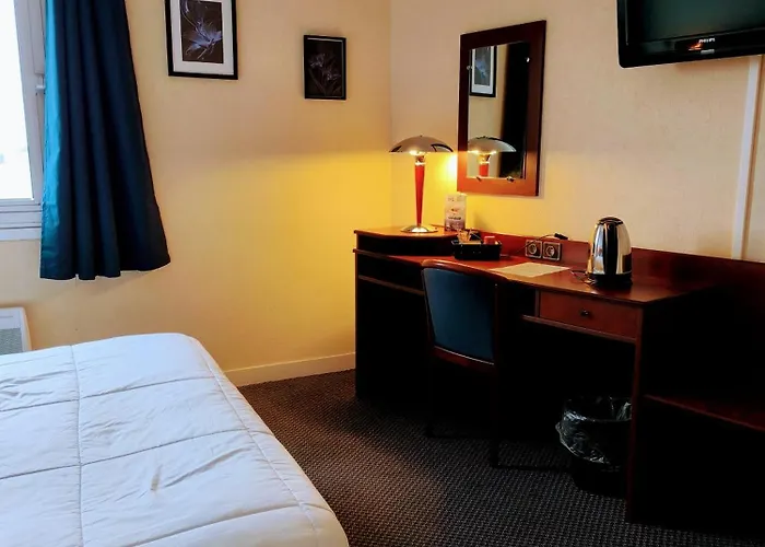 Hotel Saint Jacques 3*